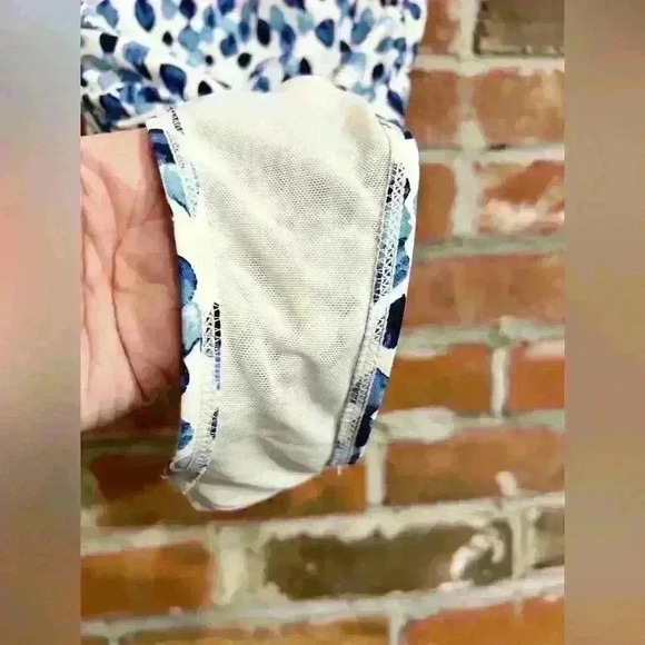 Petal Plunge Isla C / D Cup Underwire One Piece Swimsuit Size 4 - Picture 6 of 13